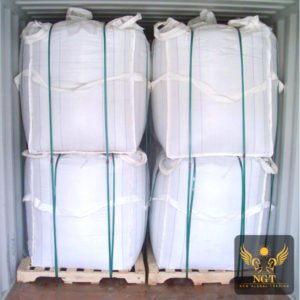 NGT Loading Calcium Carbonate Powder for Plastic, Paint & Paper in Jumbo Bag for Container Shipment
